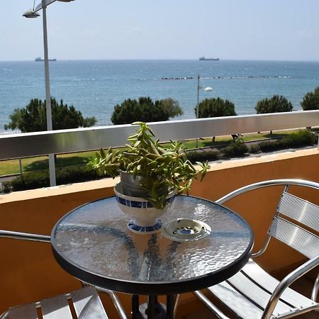 Apartamento Mediterranean Breeze Limassol Exterior foto