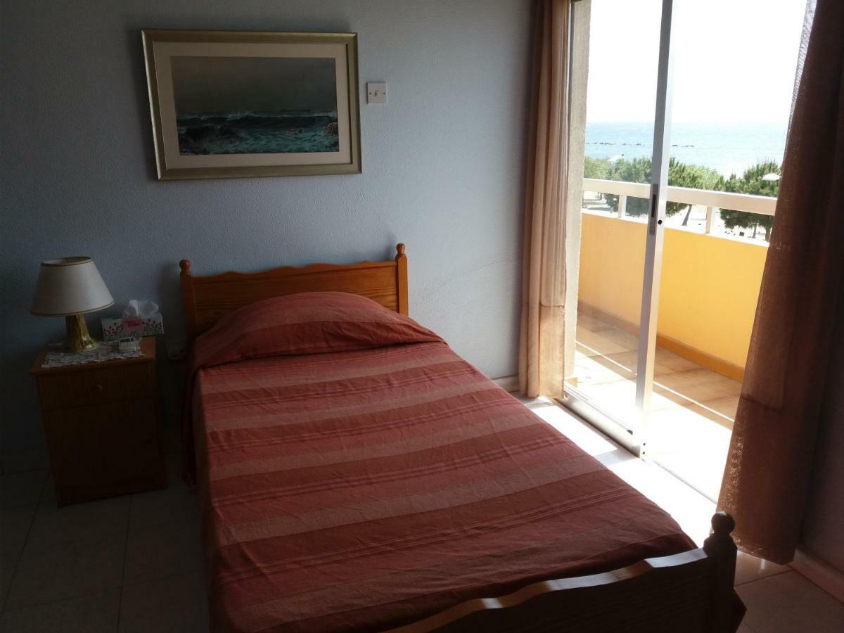 Apartamento Mediterranean Breeze Limassol Exterior foto